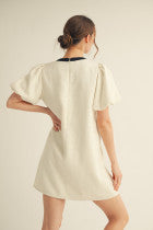 Short puff sleeves dress