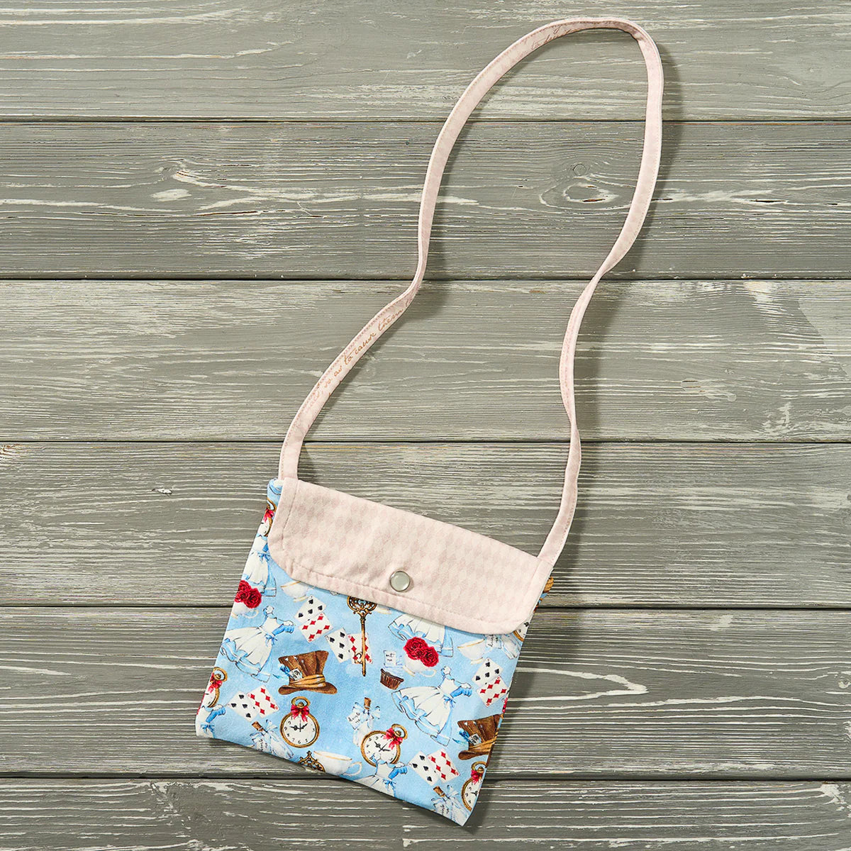 Oh Wonderland - Purse - The Season Boutique
