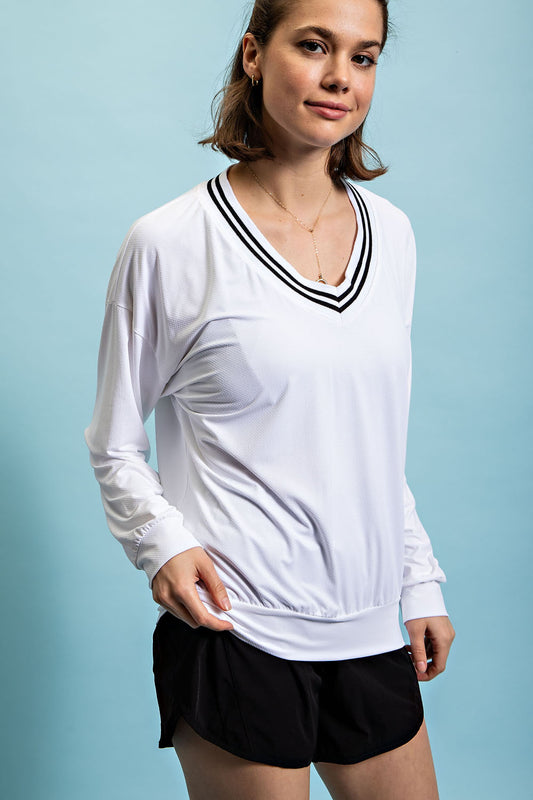 QUICK DRY V-NECK LONG SLEEVE SWEATSHIRT - The Season Boutique