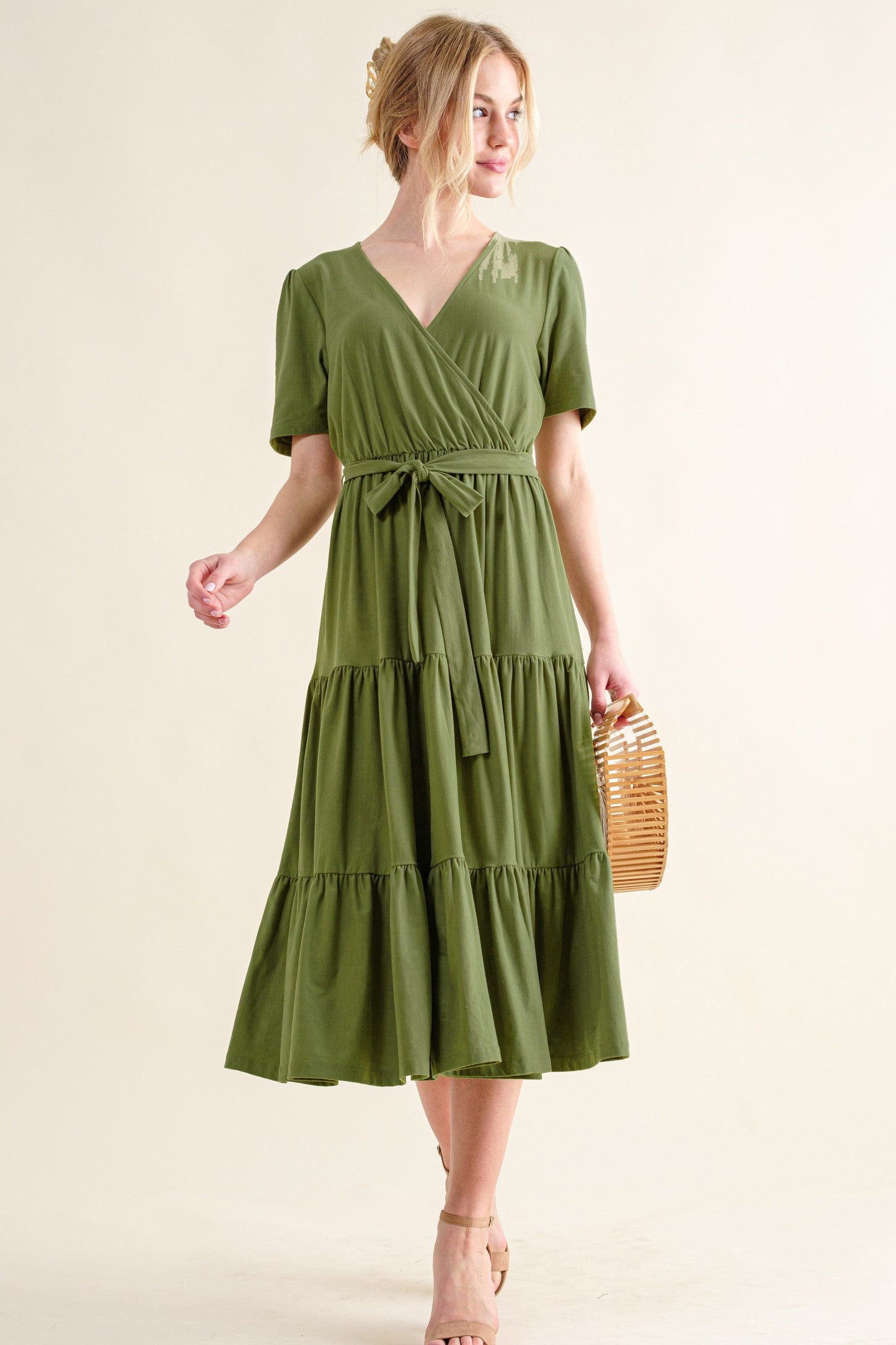 Soft Solid Color Tiered Midi Dress