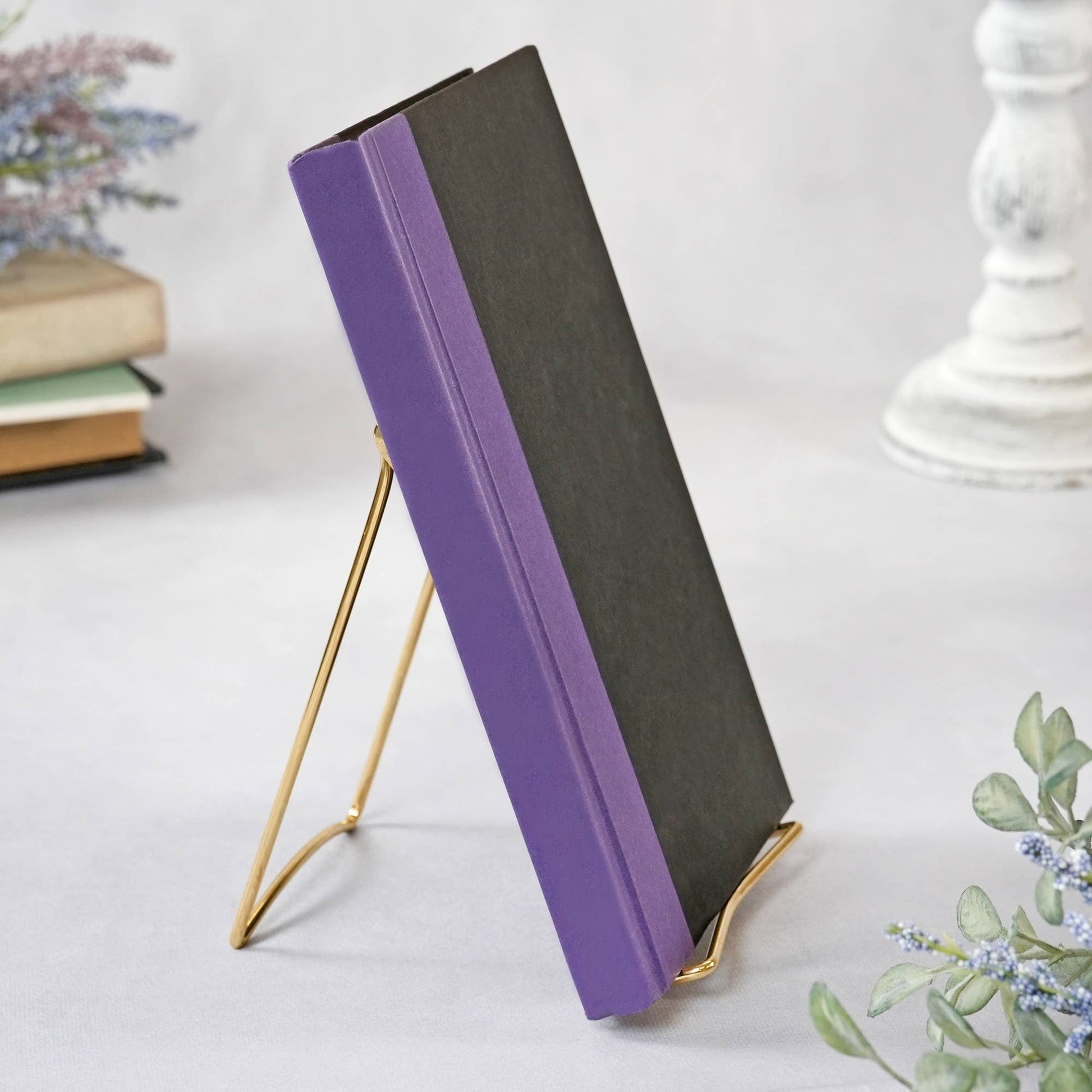 Bard's Folding Gold Wire Easel: 6" x 4.25" x 6.25" - The Season Boutique
