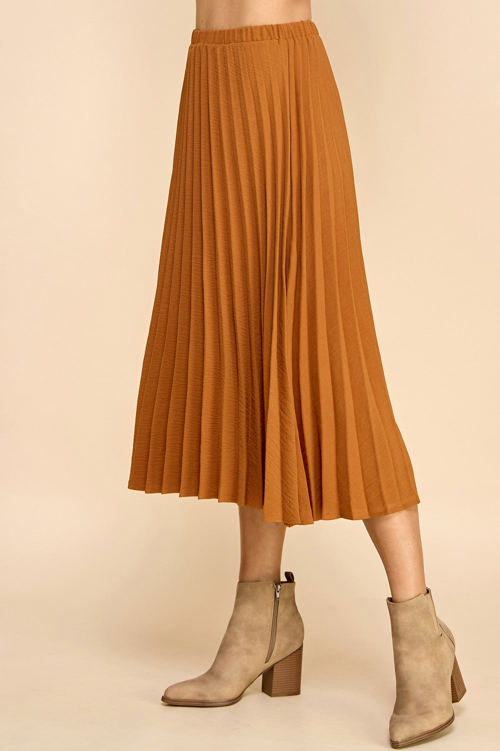 Midi Solid Pleated Skirt