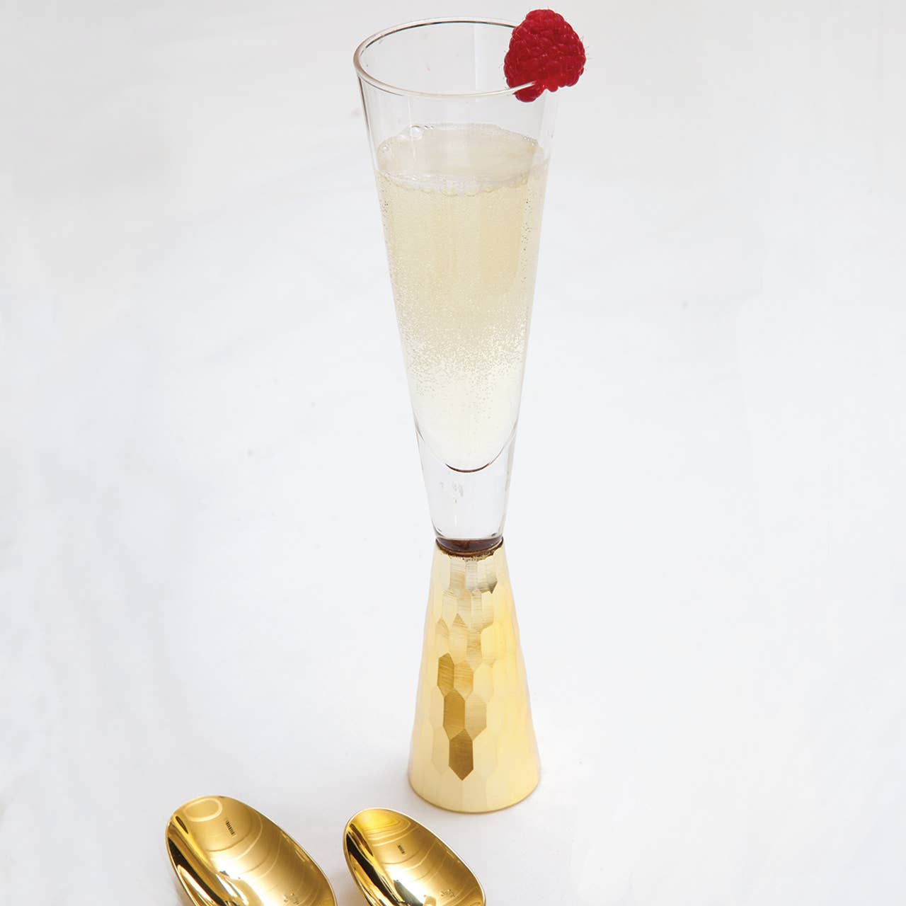 Champagne Glass, Gold Hammered, 7 Oz
