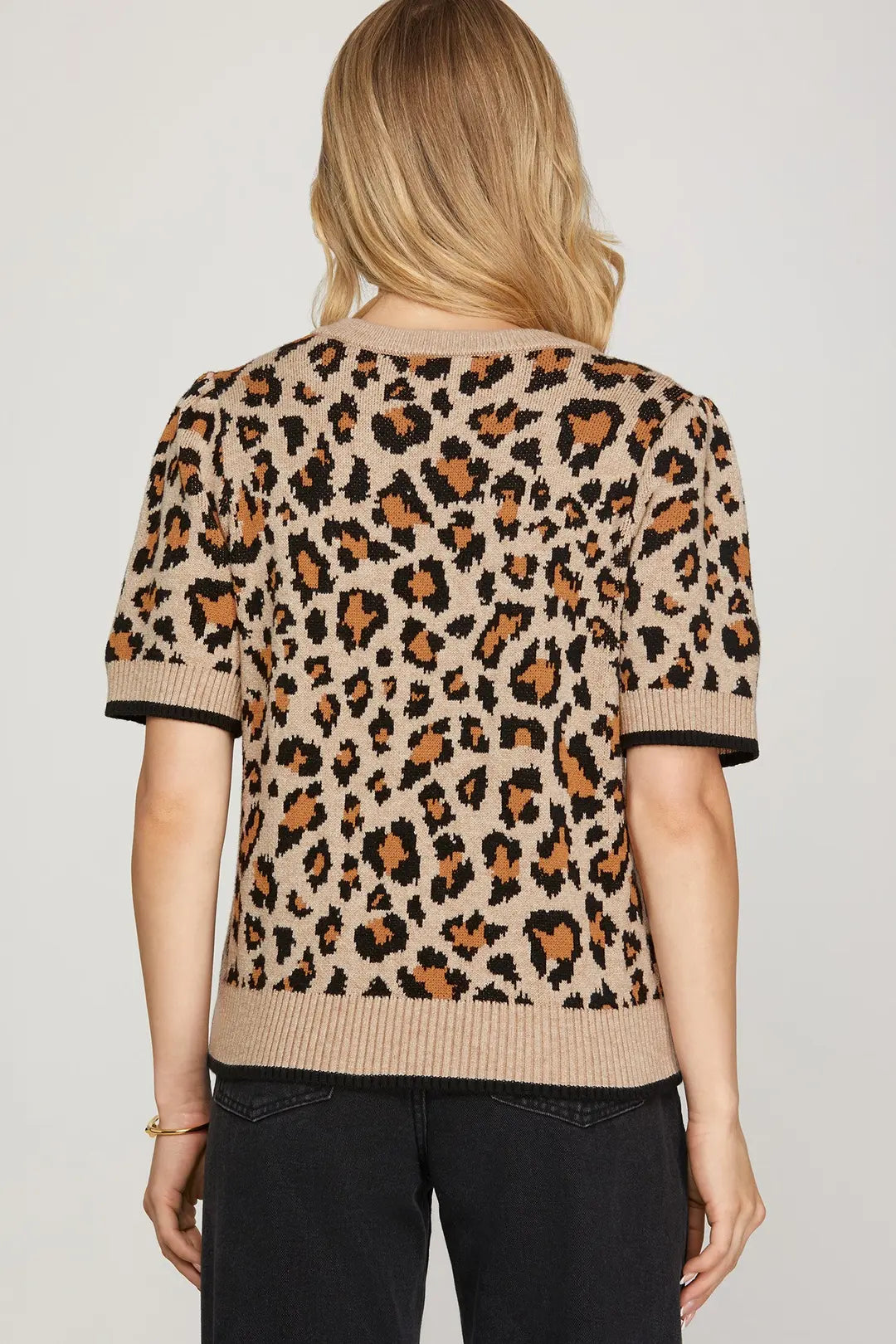 Half Sleeve Leopard pattern Sweater
