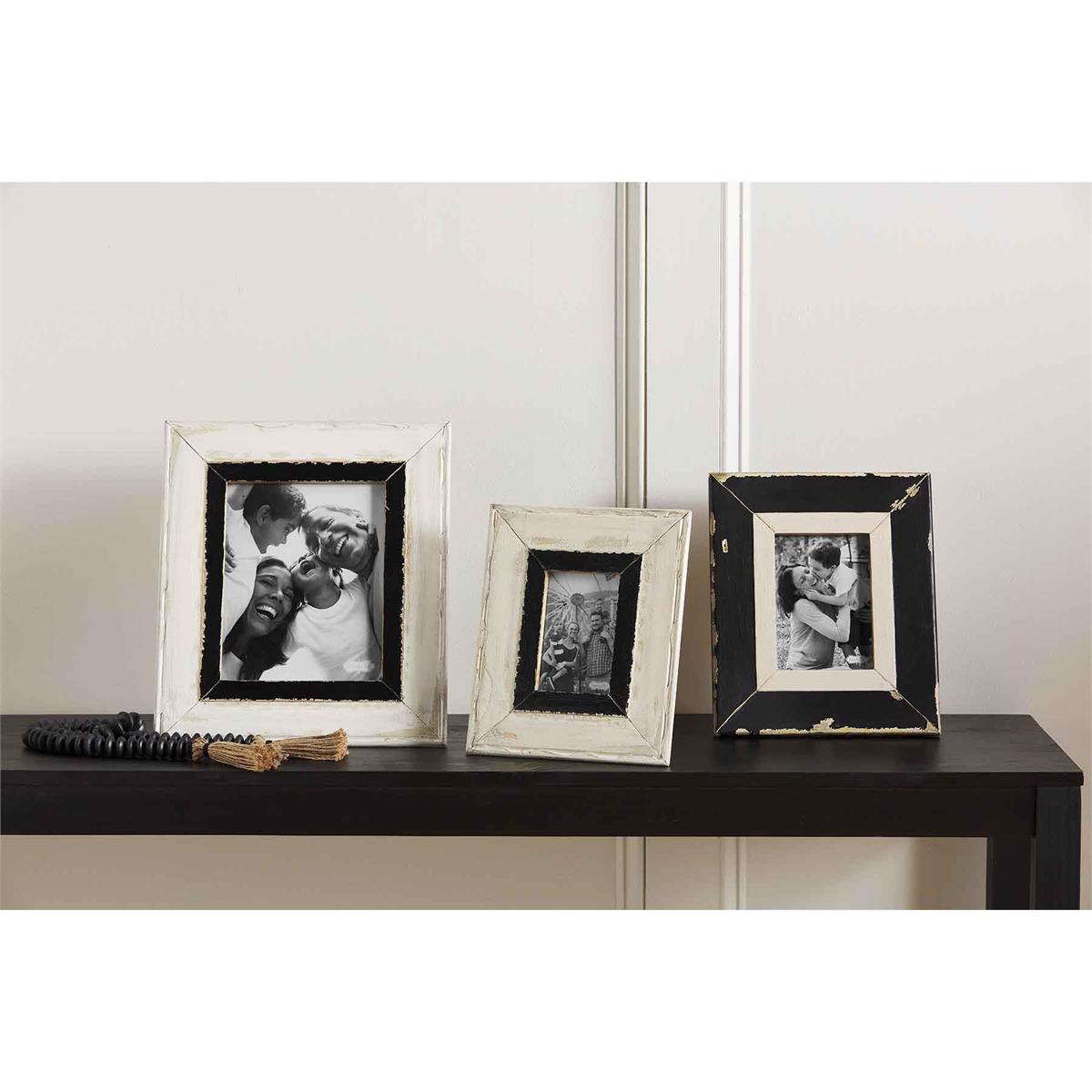 Black & White Frame - The Season Boutique