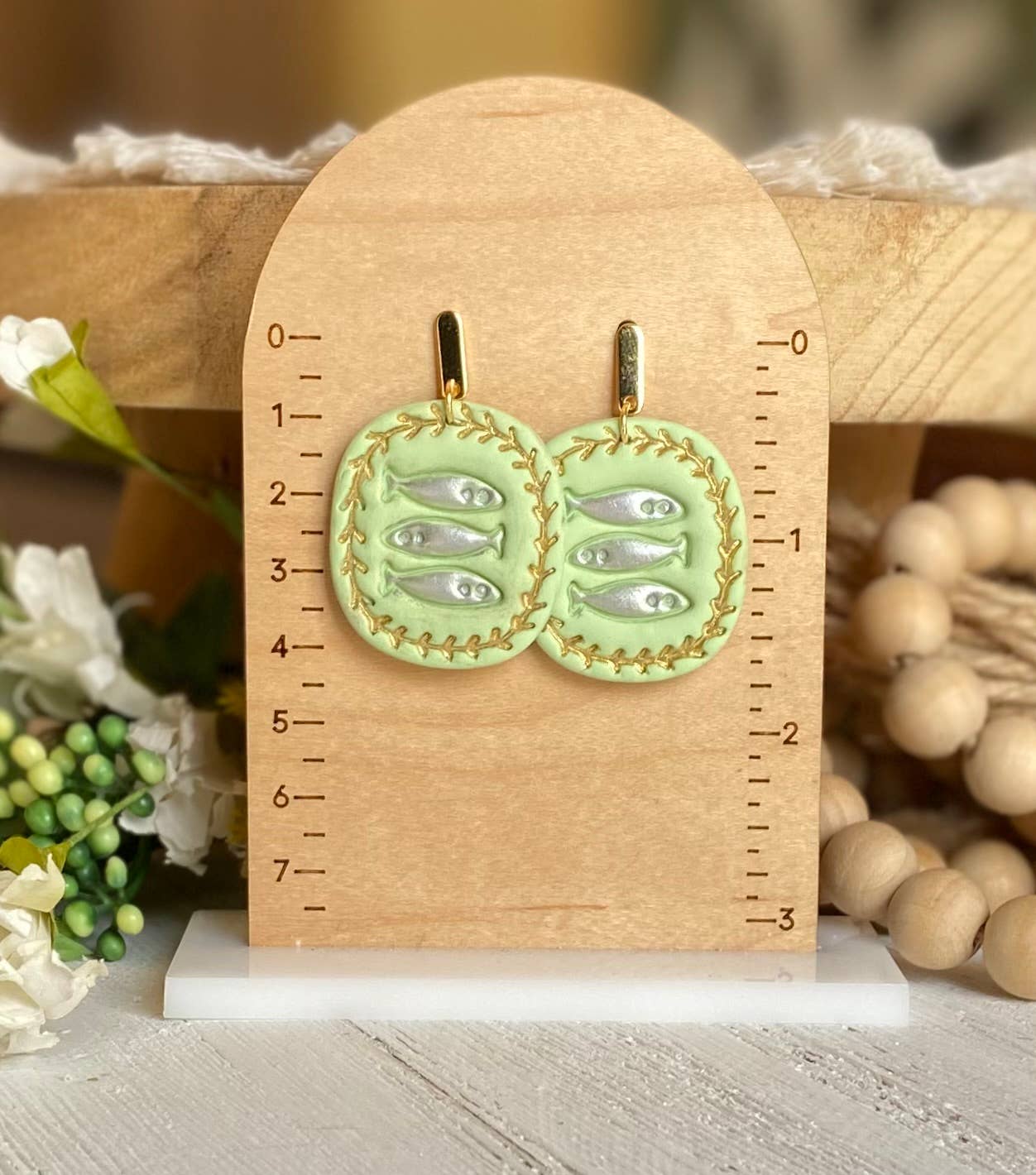 Beach Earrings : Shell Dangles with Pearl Post