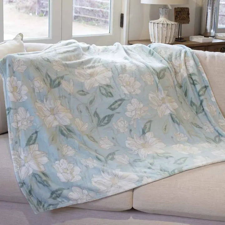 Magnolia Throw Misty Blue/Multi 50x60