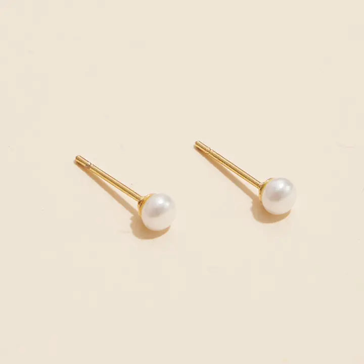 6mm Classic Pearl Stud Earrings