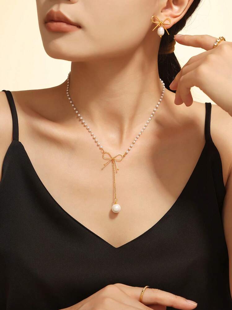 Pearl Bow Dangle Necklace