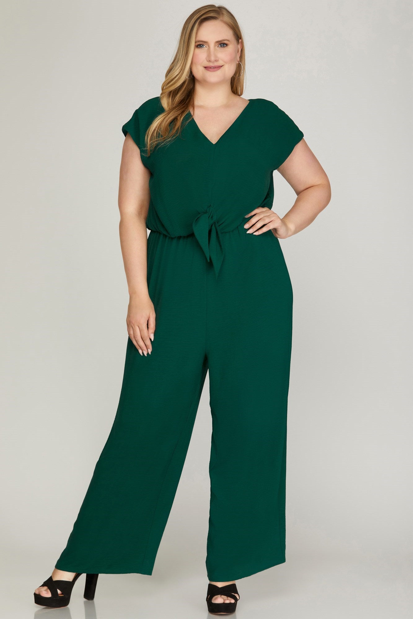 SHORT SLEEVE WOVEN JUMPSUIT WITH FRONT TIE DETAIL AND BACK BUTTON CLOSURE - The Season Boutique