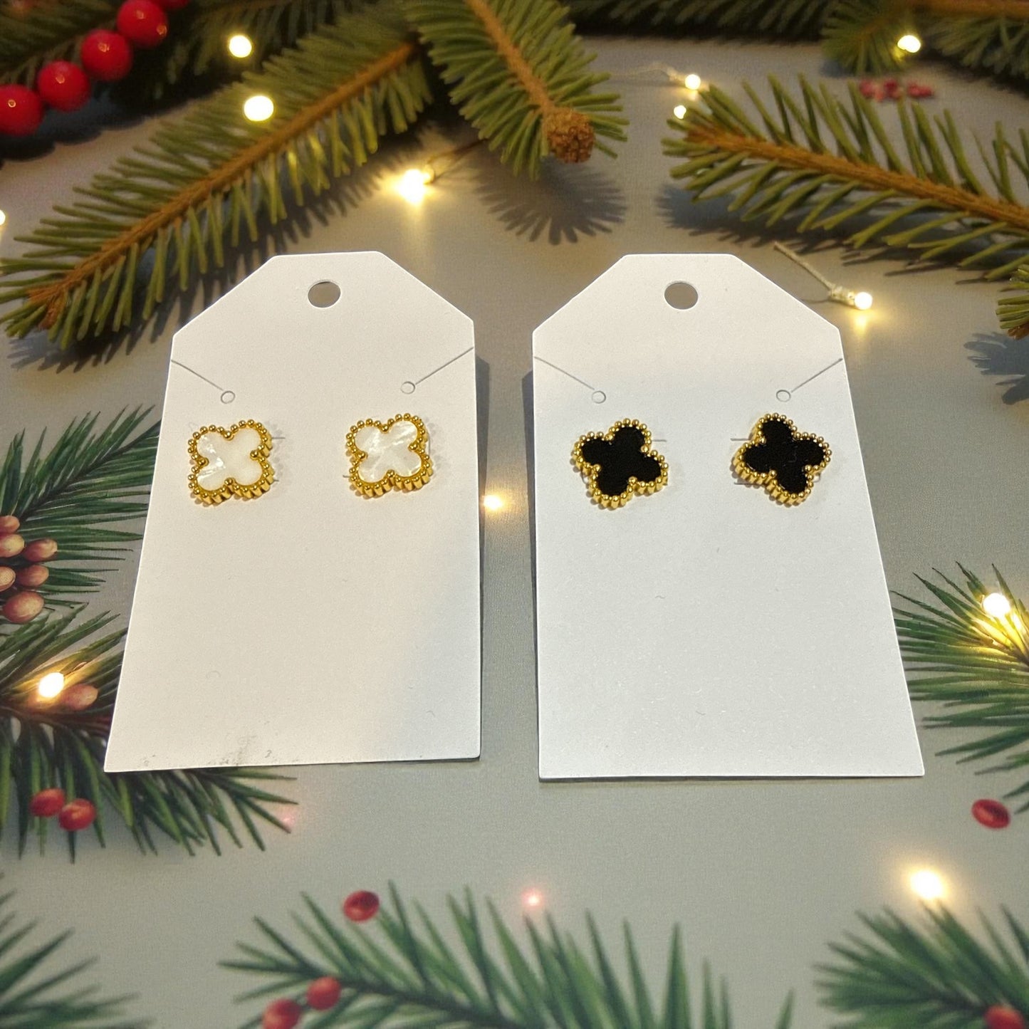 Clover Small White / Black