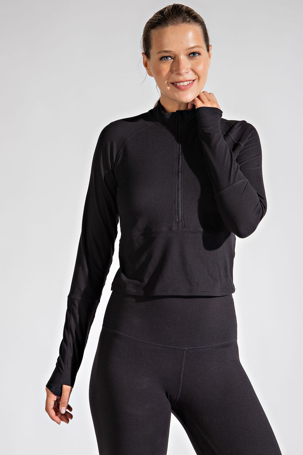 QUARTER ZIP LONG SLEEVE TOP