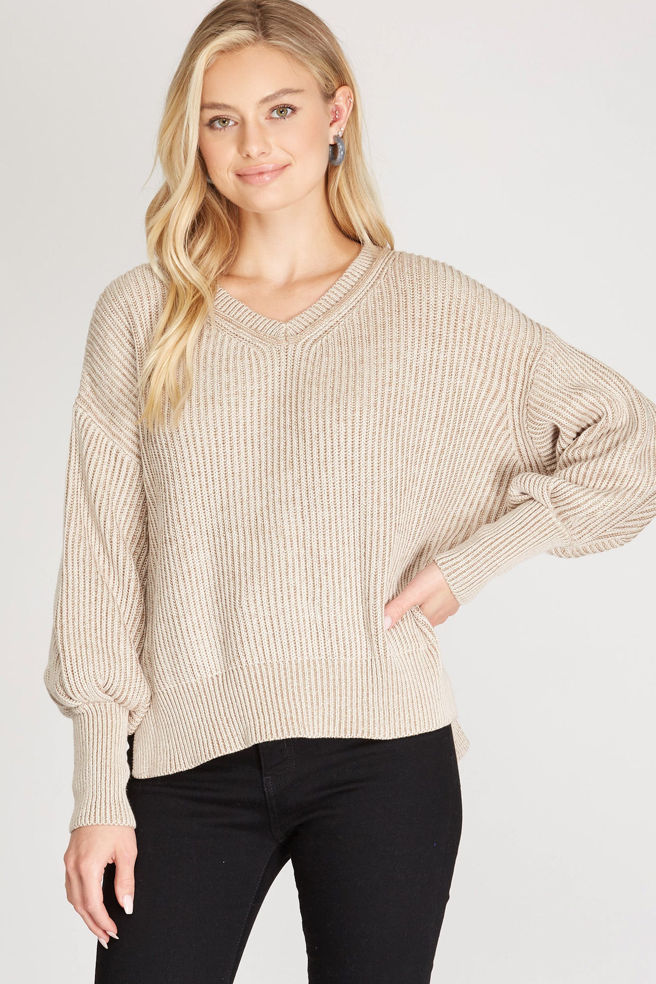 LONG SLEEVE TWO TONED KNIT SWEATER PULLOVER - The Season Boutique