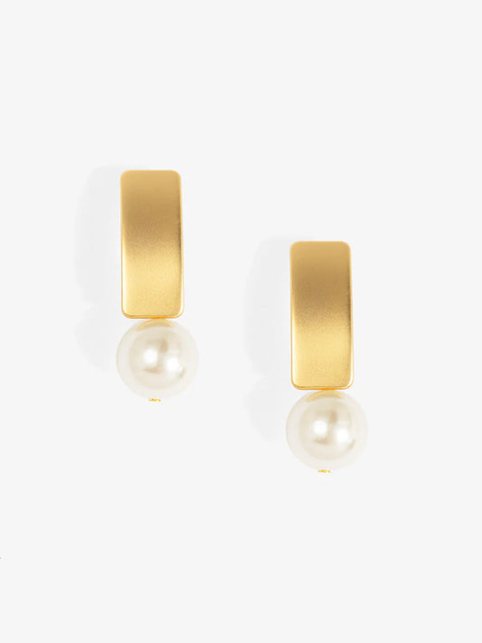 Mixed Gold and Pearl Drop Earring