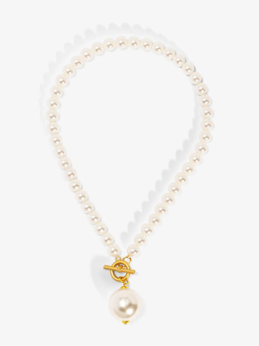 Big Pearl Necklace