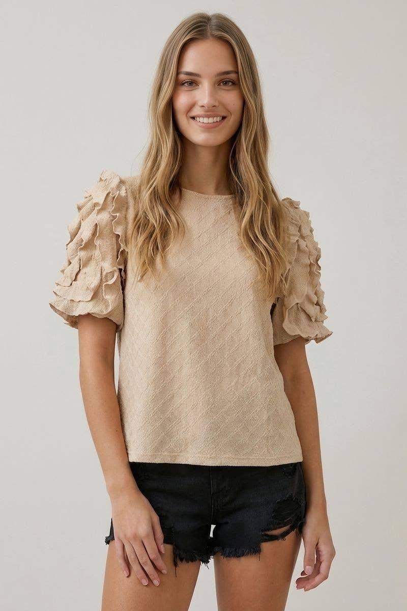 DIAMONT TEXTURED RUFFLE SLEEVE