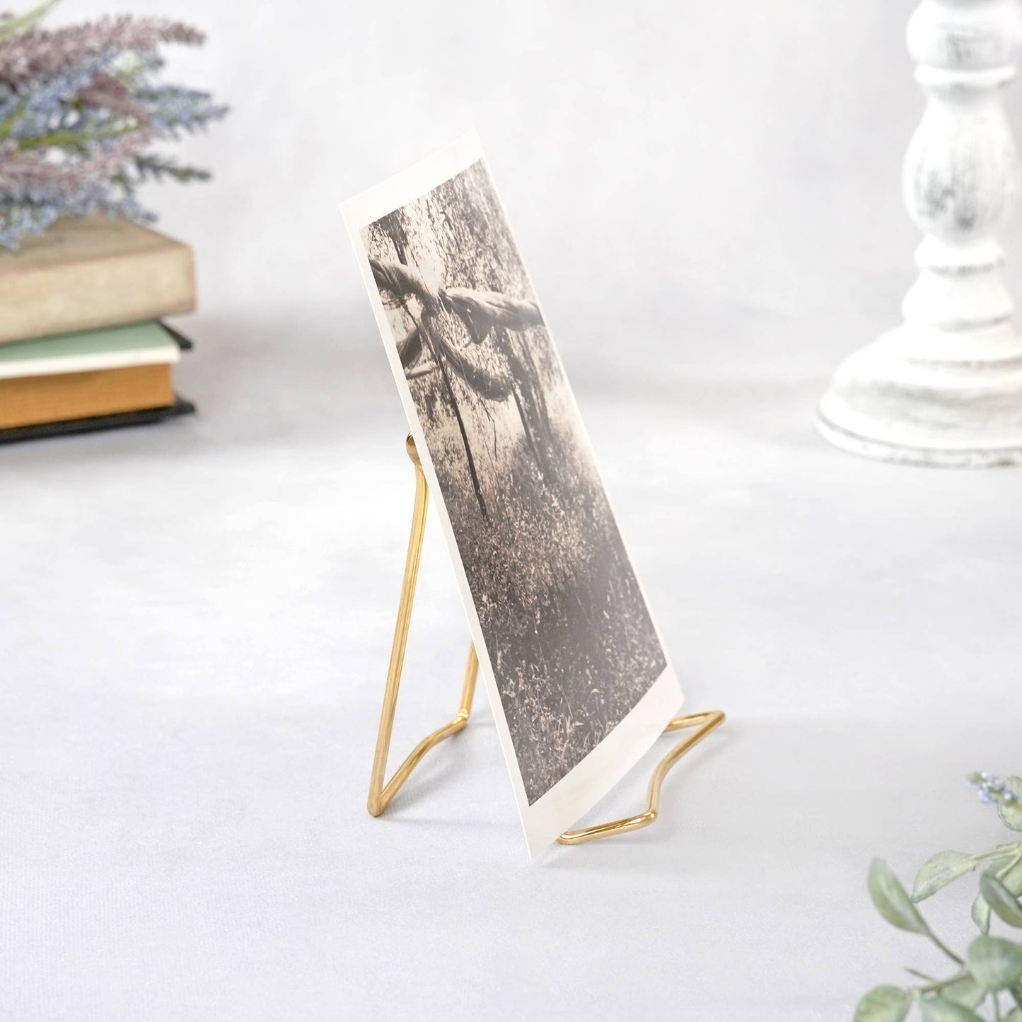Bard's Folding Gold Wire Easel: 3" x 2.75" x 3.5" - The Season Boutique