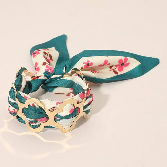 Metal Quatrefoil Ring Scarf Bracelet - The Season Boutique