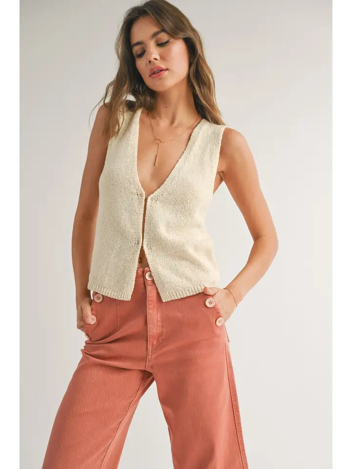 Hook & Eye Closer Vest Cardigan