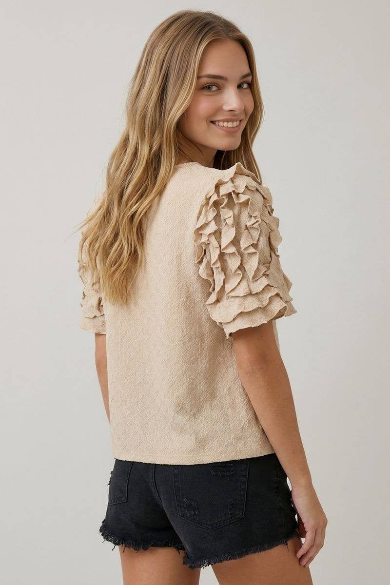 DIAMONT TEXTURED RUFFLE SLEEVE