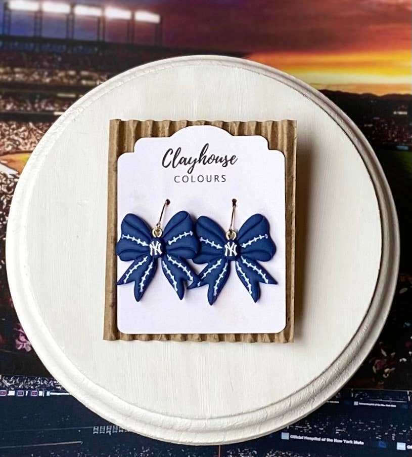 Yankee Baseball Earrings : Hat & Baseball Studs