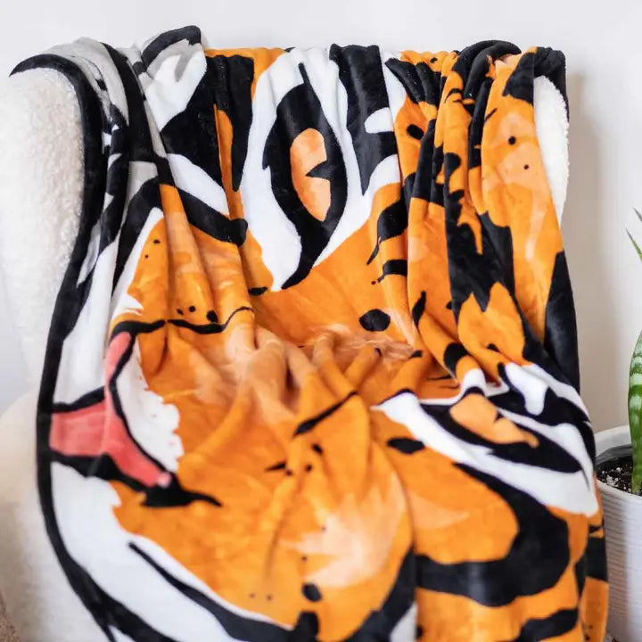 Eye of the Tiger Throw Orange/Black