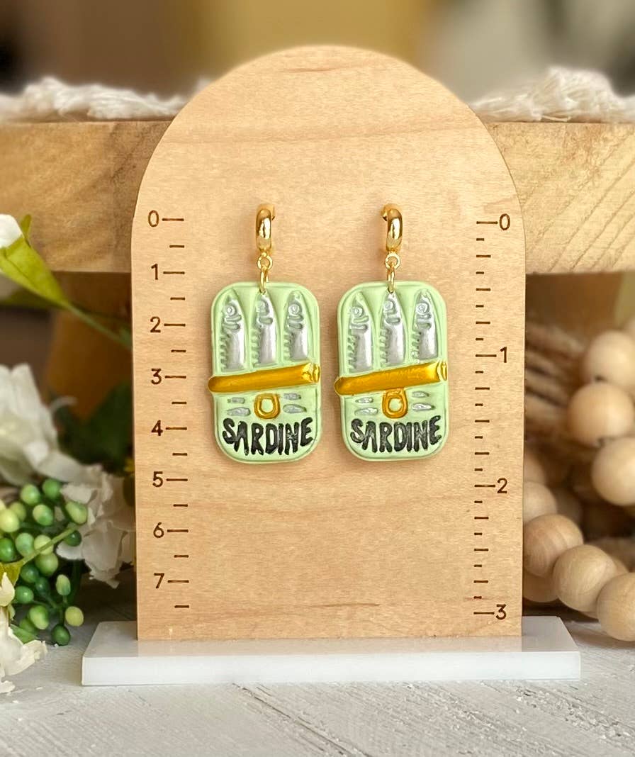 Beach Earrings : Shell Dangles with Pearl Post