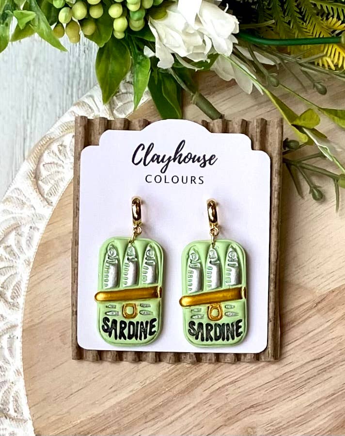 Beach Earrings : Shell Dangles with Pearl Post